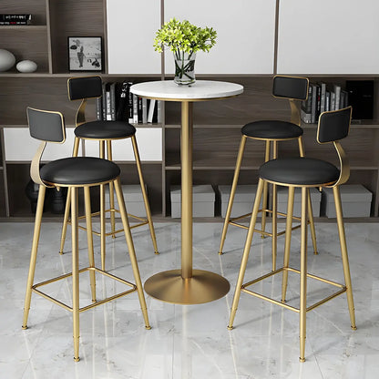 Table de bar élégante en marbre nordique avec piètement en métal doré