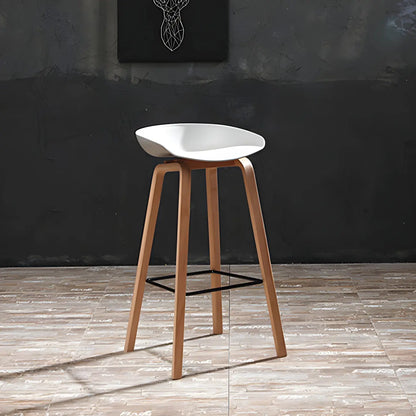 Tabouret de bar moderne du milieu du siècle en plastique avec pieds en bois