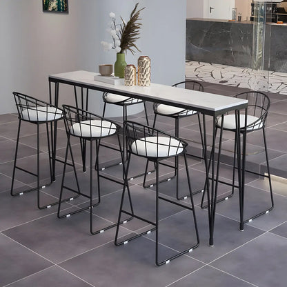 Tables de bar élégantes avec plateau en faux marbre noir