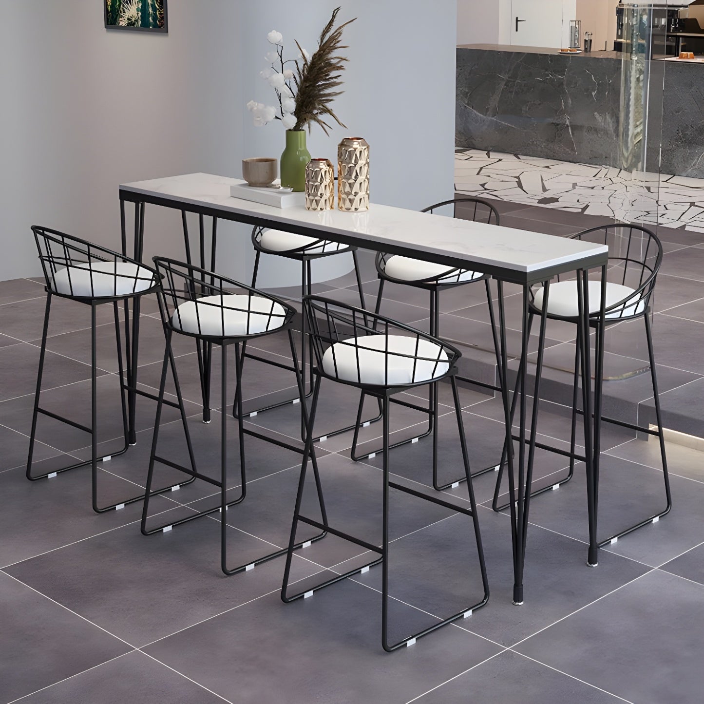 Tables de bar élégantes avec plateau en faux marbre noir