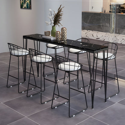 Tables de bar élégantes avec plateau en faux marbre noir
