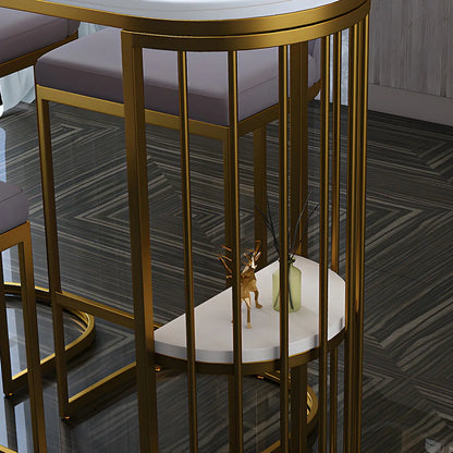 Table de bar moderne en faux marbre avec structure en métal pour la cuisine
