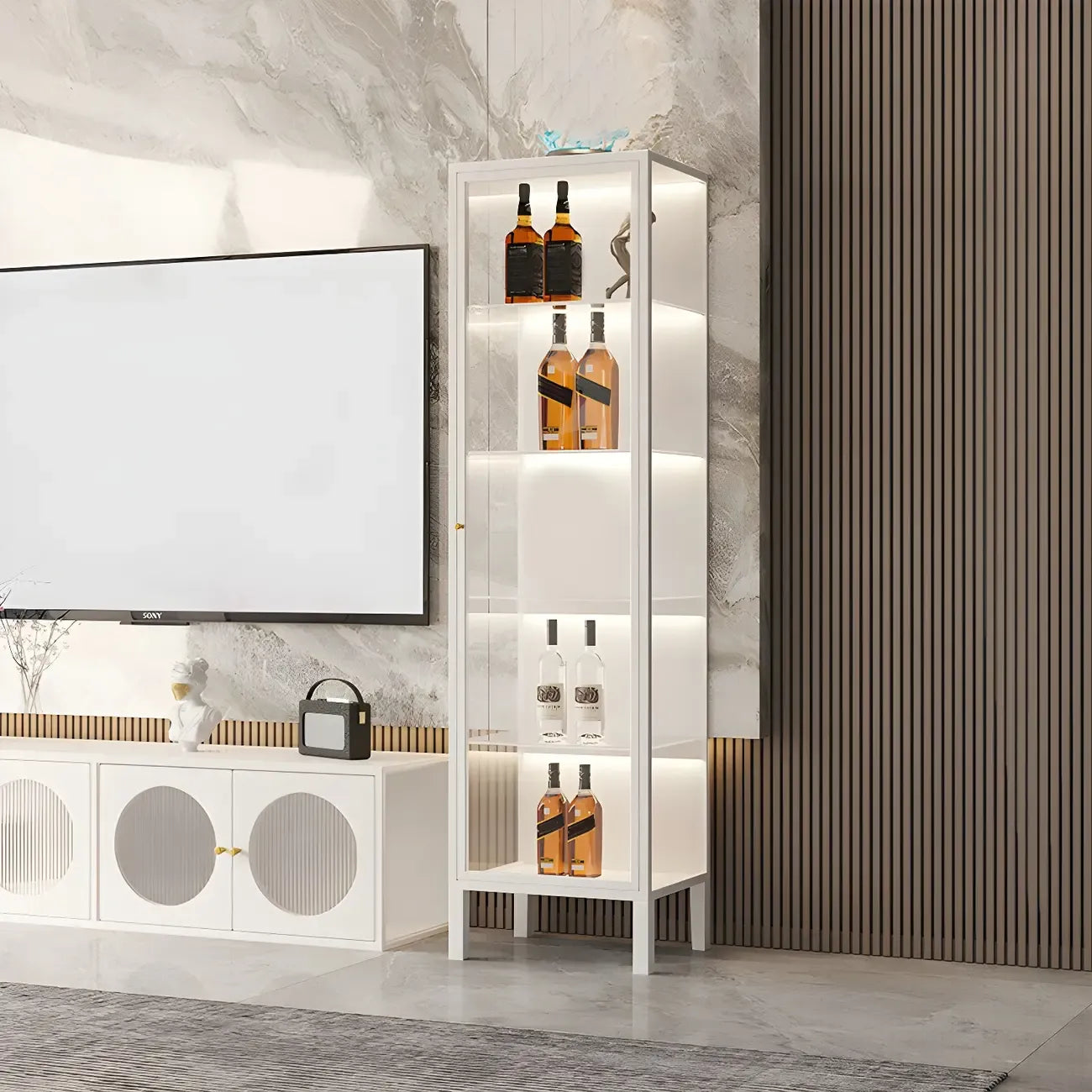 Élégante vitrine moderne en métal noir et verre.