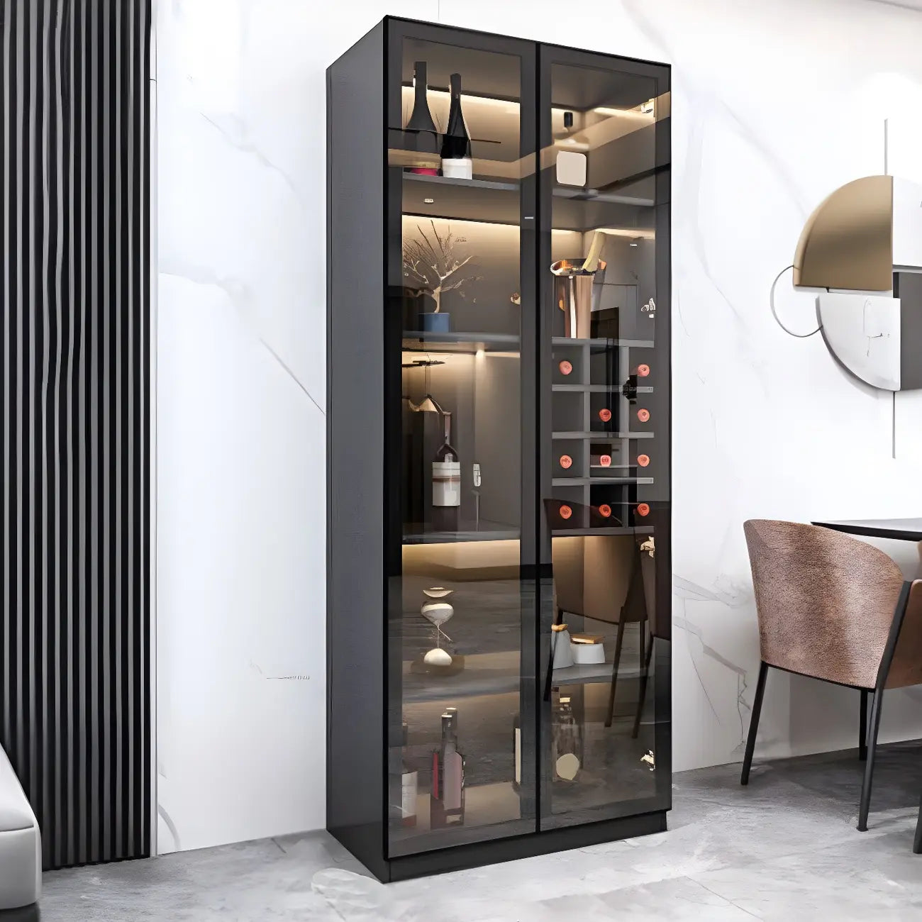 Vitrine en bois noir avec portes vitrées et éclairage intégré