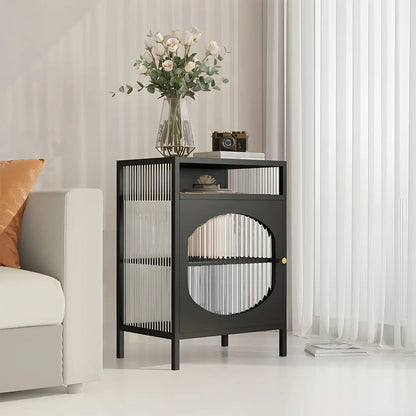 Vitrine de rangement simple en métal blanc et portes vitrées.