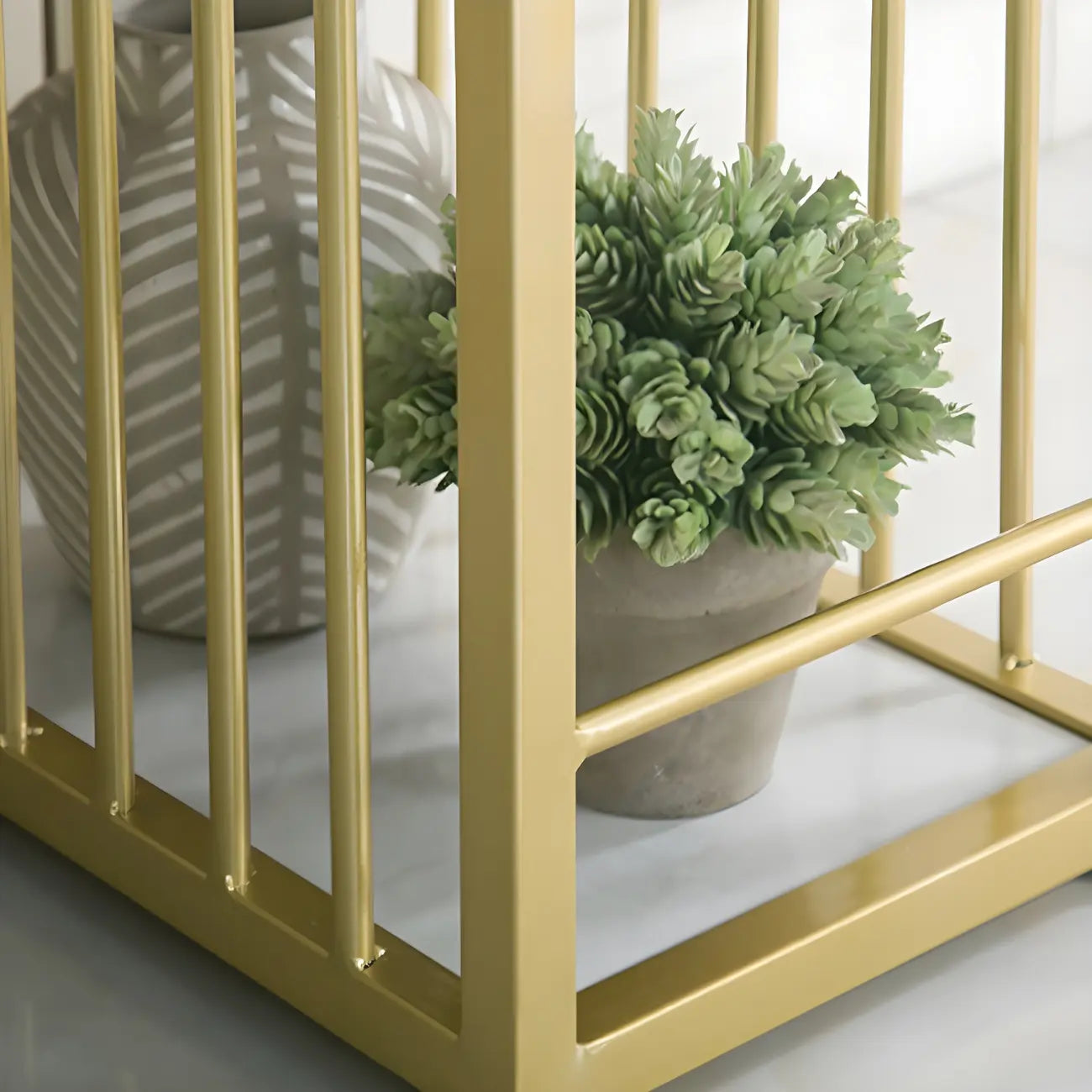 Table de bar blanche moderne avec grand espace de rangement pour les repas