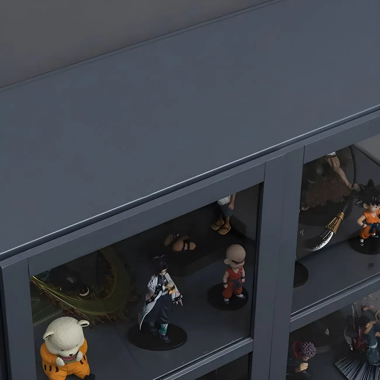 Étagère en bambou gris, vitrine avec porte en acrylique