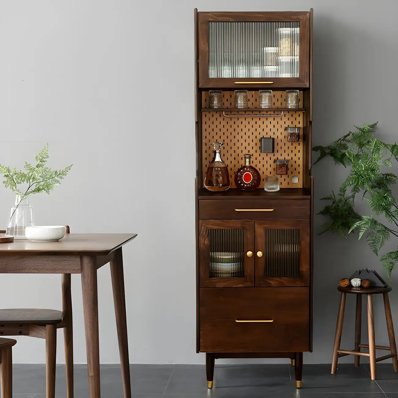 vaisselier de salle à manger avec portes vitrées en noyer réglables