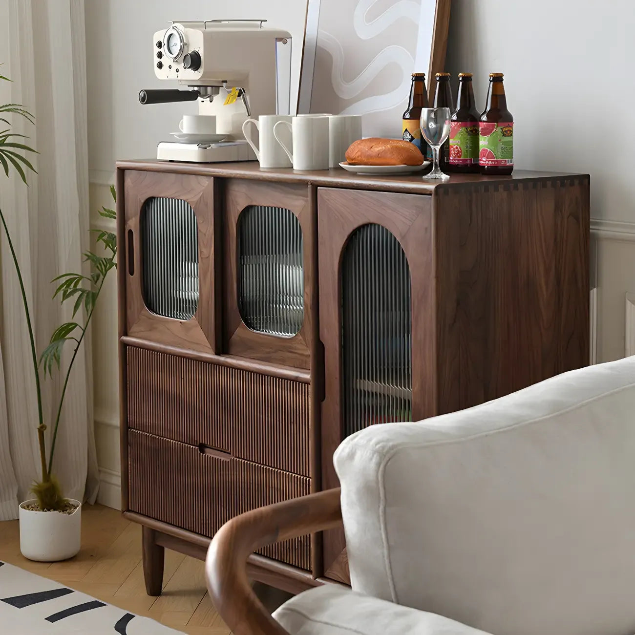 vaisselier réglable à tiroirs inférieurs en noyer