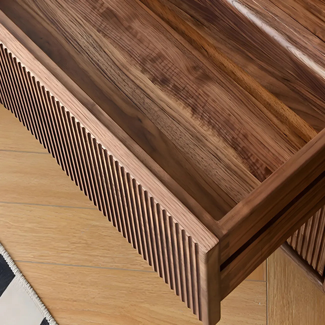 vaisselier réglable à tiroirs inférieurs en noyer