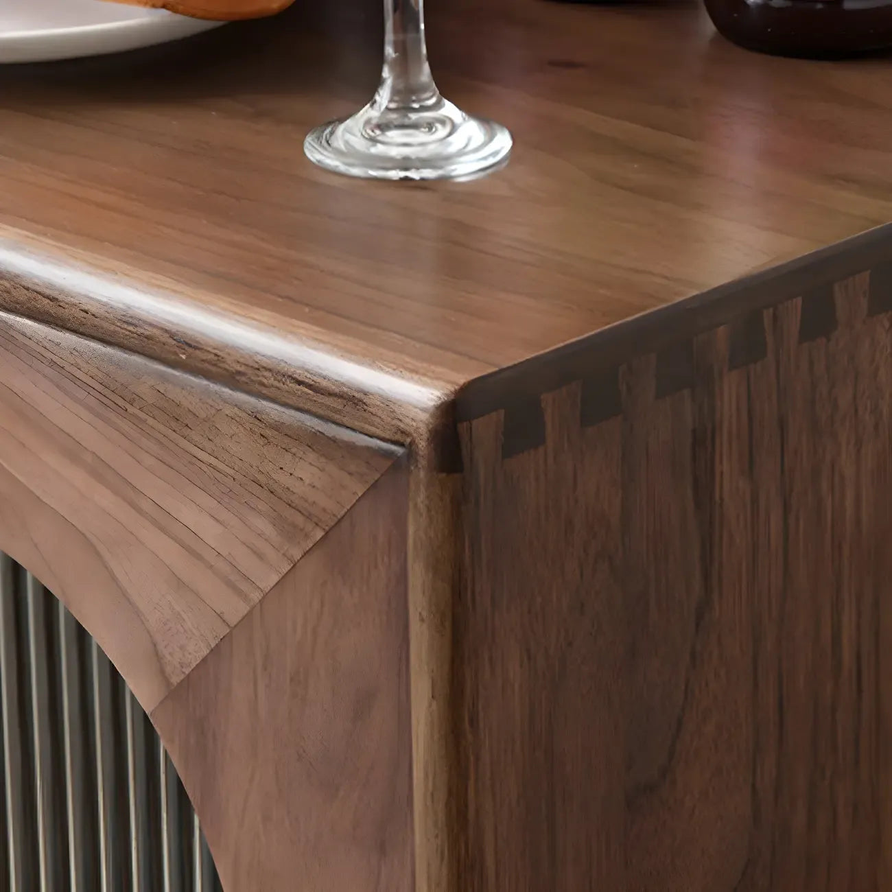 vaisselier réglable à tiroirs inférieurs en noyer