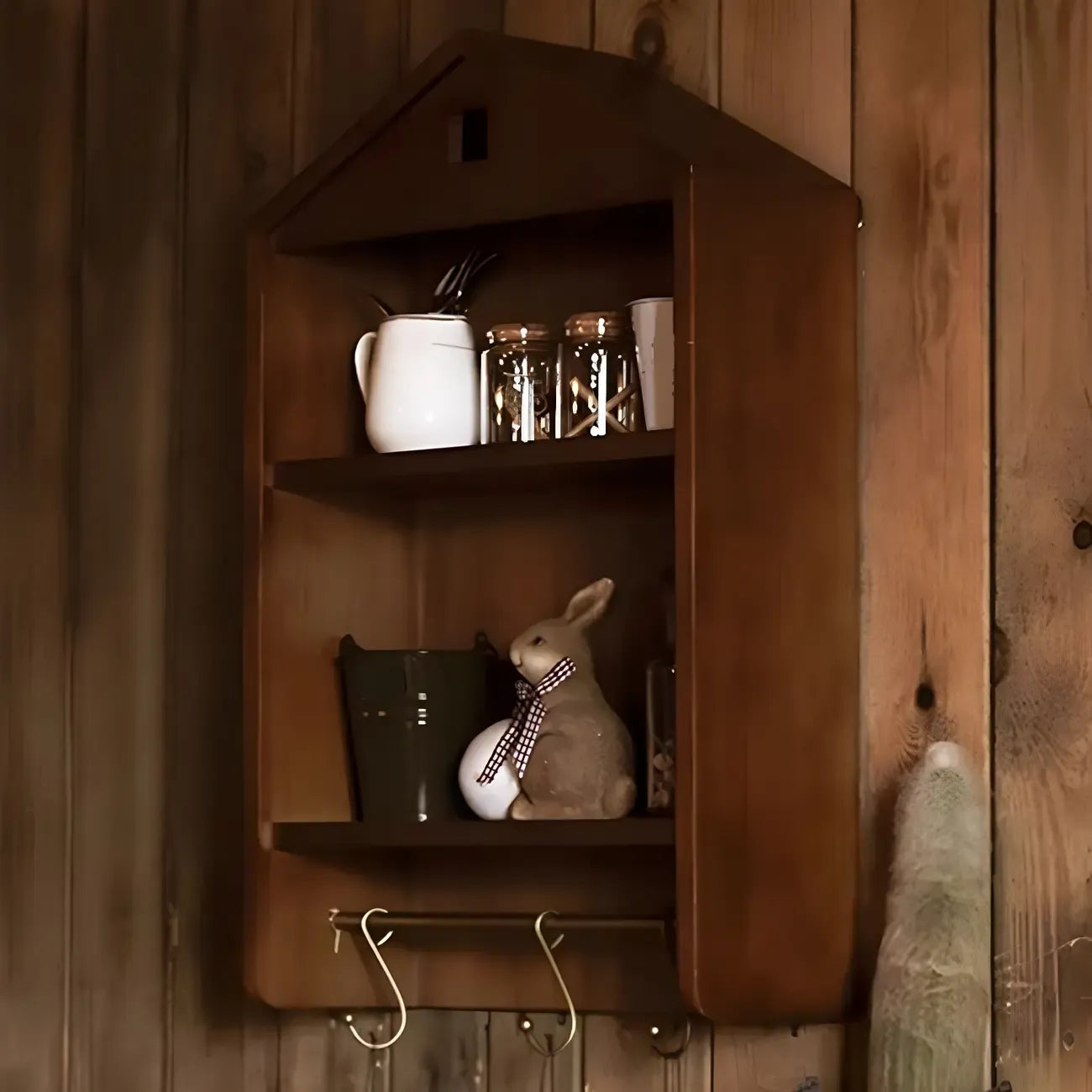 Vitrine flottante en bois à 2 étagères en forme de maison classique